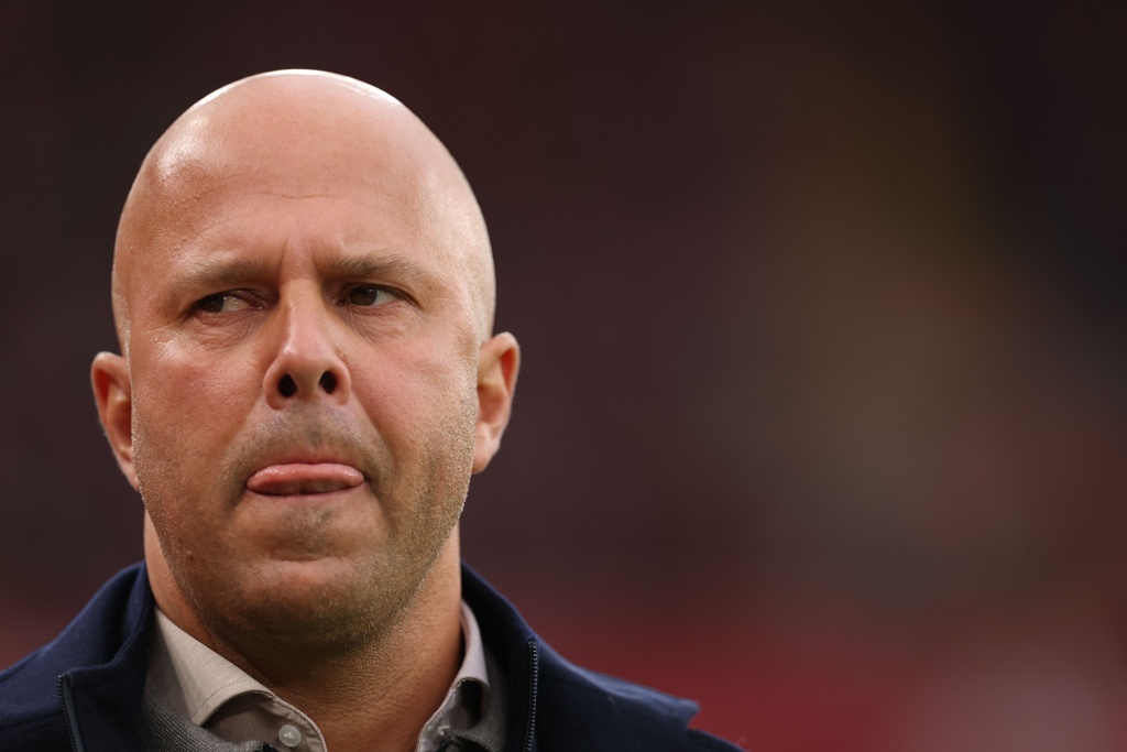 小雷：斯洛特本场的阵容安排犯错了，我原本以为他会派出更强阵容